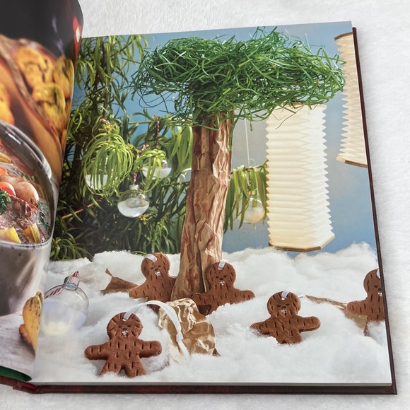 Star Wars The Life Day Cookbook Holiday Recipes New - Picture 3 of 11